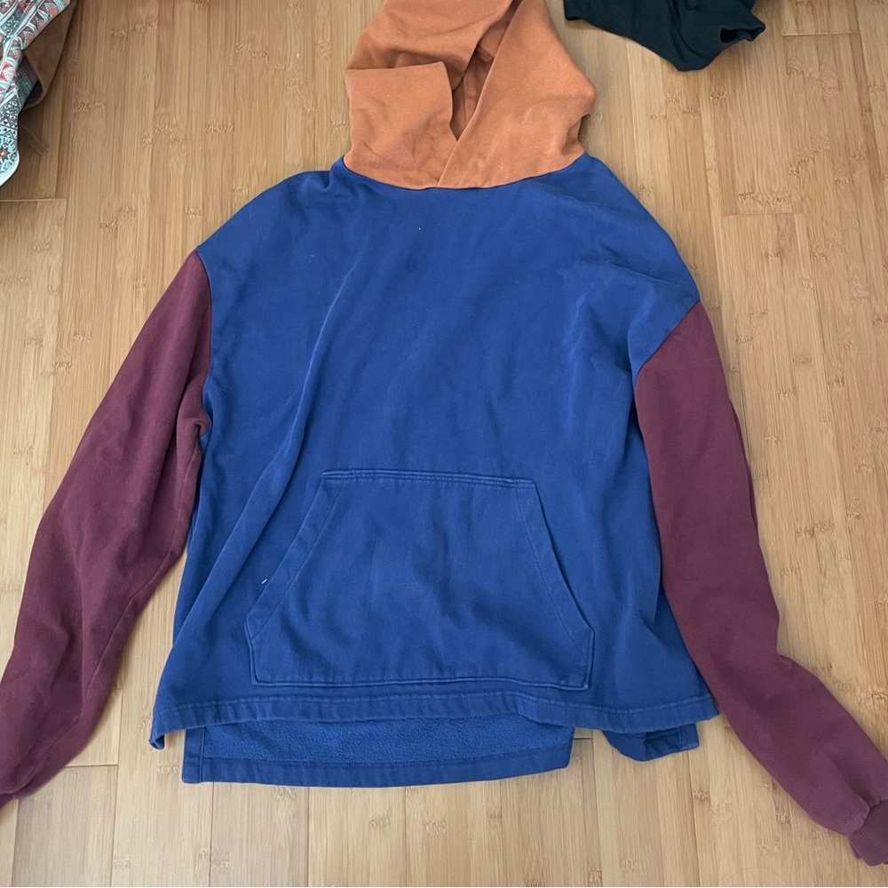 Men's urban outfitters hoodie (not sold anymore)